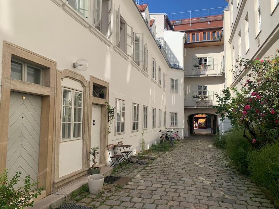 Kleines Stadthaus In Toplage Villa Vienna Exterior photo